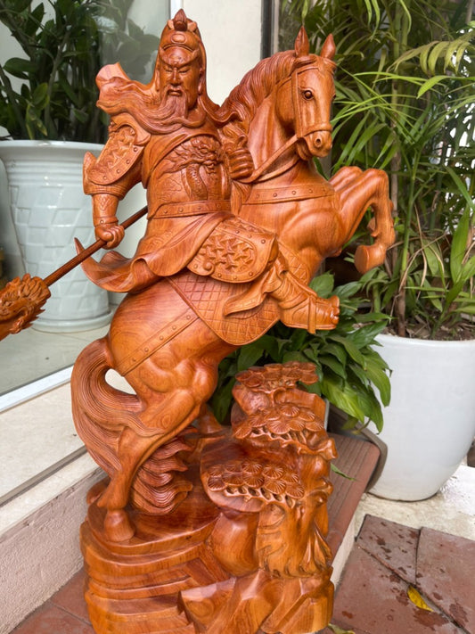 Tượng Quan Công Cưỡi Ngựa - Gỗ Hương Đá Nguyên Khối