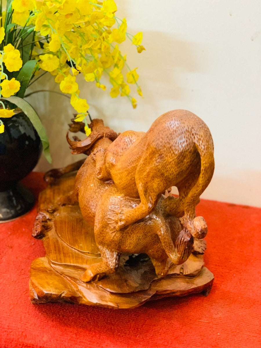 Tượng Song Báo Săn Trâu Rừng - Gỗ Hương Ta Tuyệt Đẹp