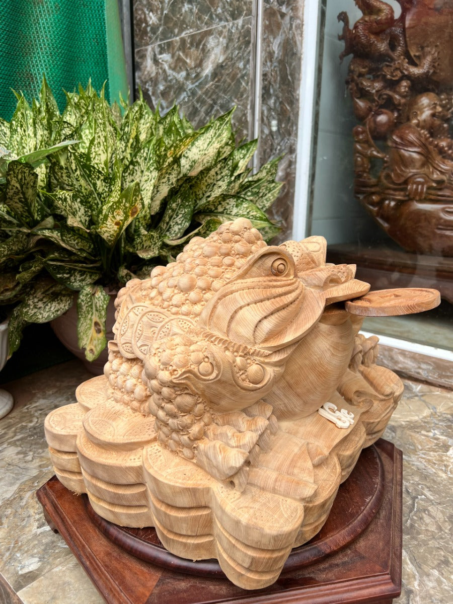 Tượng Cụ Cóc Thiềm Thừ - Gỗ Ngọc Am Liền Khối Thơm Tự Nhiên