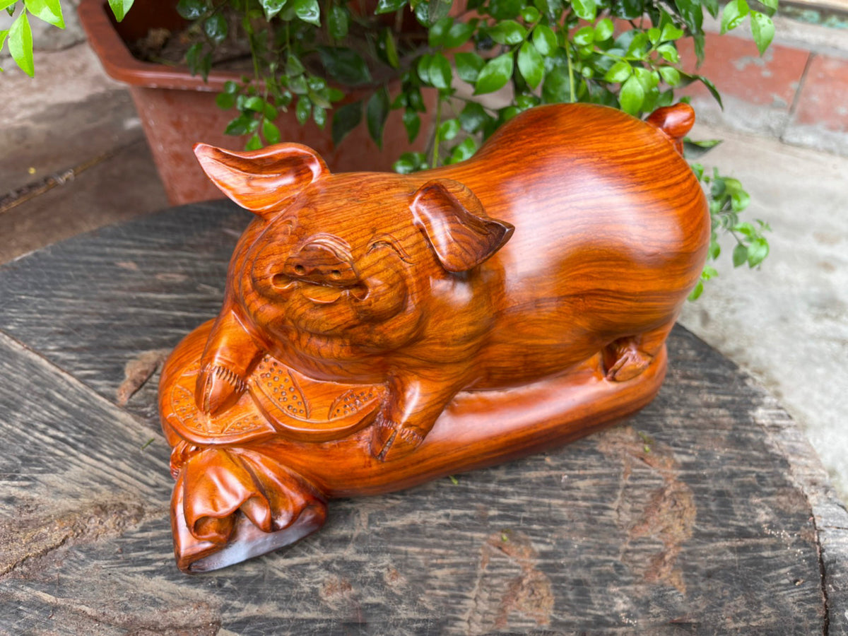 Tượng Heo Phong Thủy Tài Lộc - Gỗ Hương Ta Liền Khối
