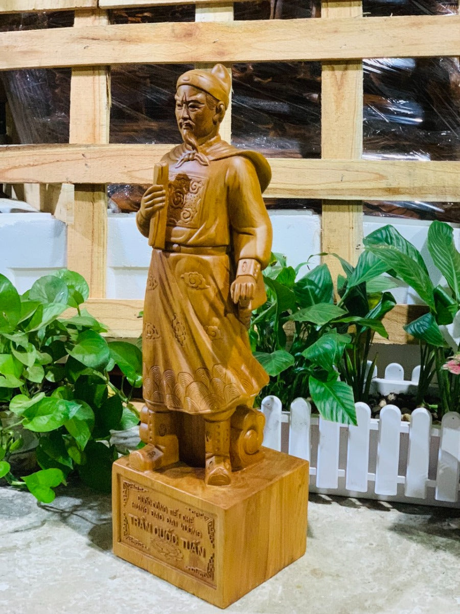 Tượng Trần Quốc Tuấn Hưng Đạo Đại Vương - Gỗ Bách Xanh