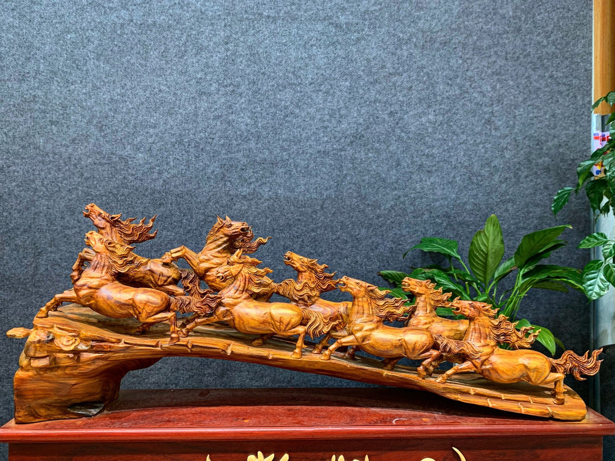 Tượng Bát Mã Truy Phong - Gỗ Sưa Đỏ Quý Hiếm