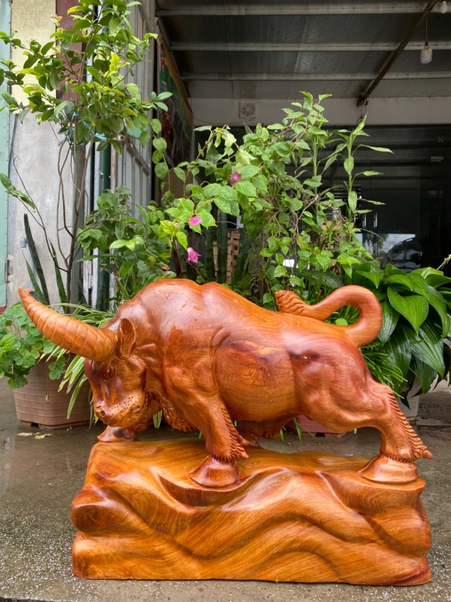 Tượng Bò Tót Phố Wall Chiêu Tài Lộc Phong Thủy - Gỗ Hương Việt Tuyệt Đẹp