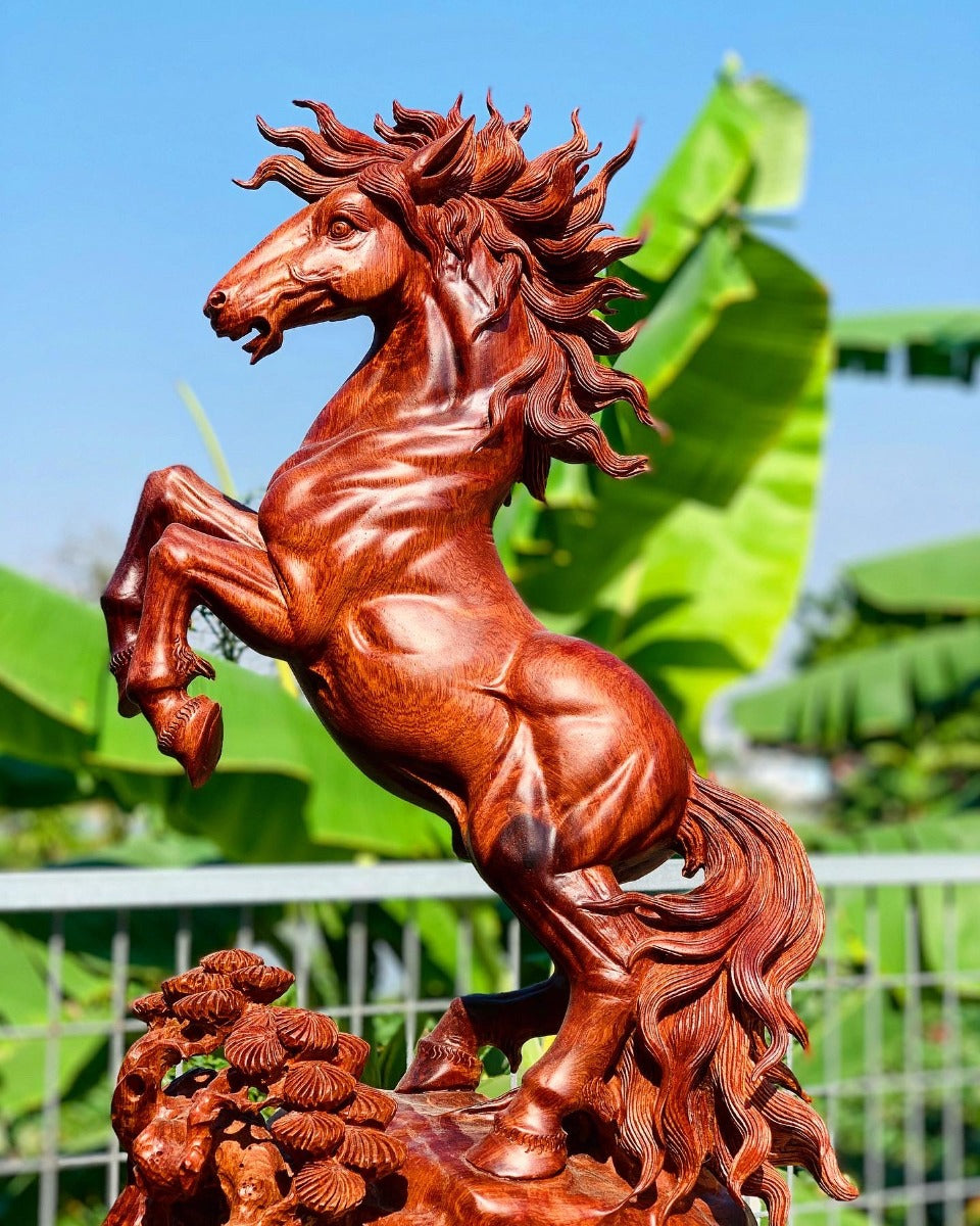 Tượng Nhất Mã Phi Thiên - Gỗ Hương Ta Tuyệt Đẹp Cao 71Cm
