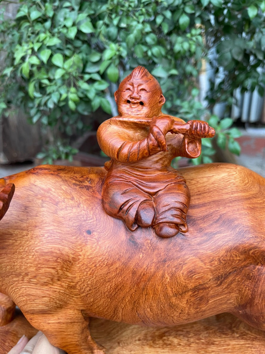 Tượng Tiểu Đồng Cưỡi  Trâu gỗ Hương Ta