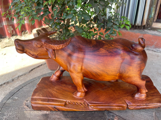 Tượng Gỗ Linh Vật Trâu gỗ Hương