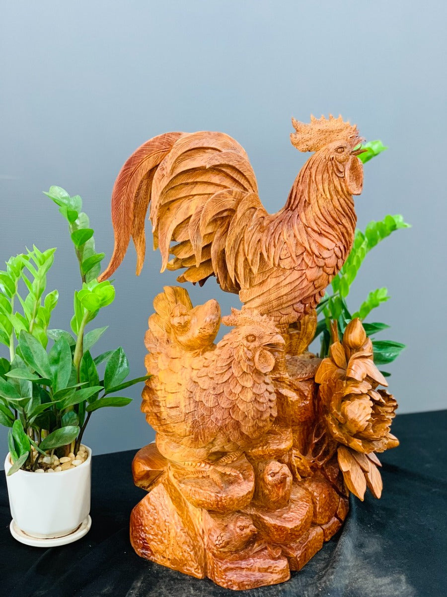 Tượng Con Gà - Gia đình gà gỗ hương ta