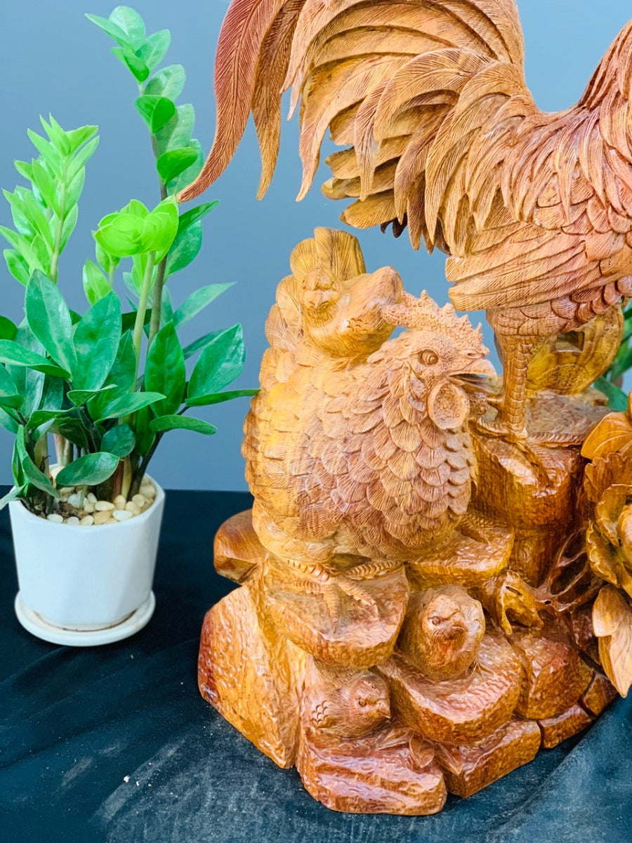 Tượng Con Gà - Gia đình gà gỗ hương ta