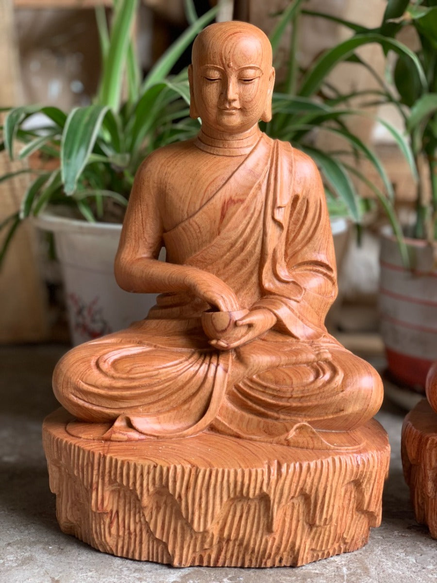 Tượng Gỗ Thánh Tăng Sivali