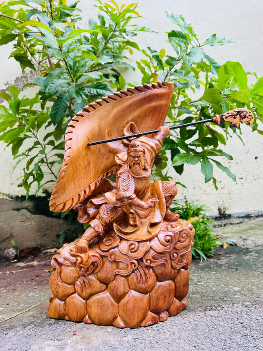 Tượng Quan Công Múa Võ Hàng Đục Tay Cao 52cm Gỗ Bách Xanh
