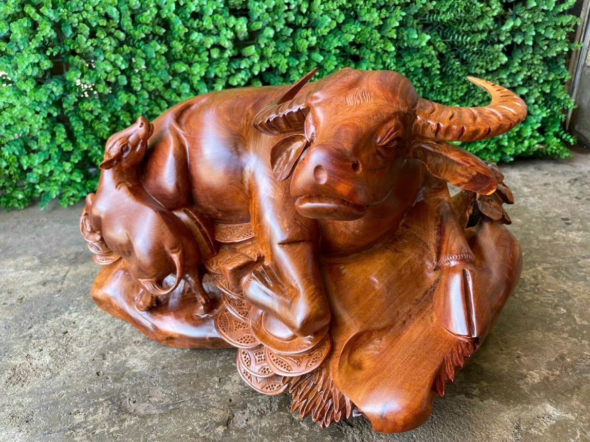 Tượng Gỗ Linh Vật Trâu Mẫu Tử gỗ Hương 48cm