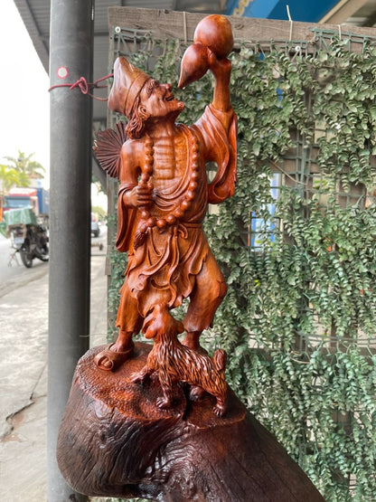 Tượng Gỗ Tế Công Uống Say