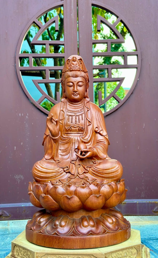 Quan Âm Bồ Tát Ngồi Đài Sen cao 70cm