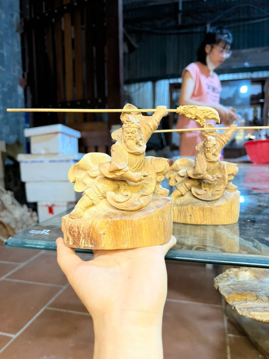 Tượng Quan Công Gỗ Ngọc Am Lên Tuyết Cao 15cm