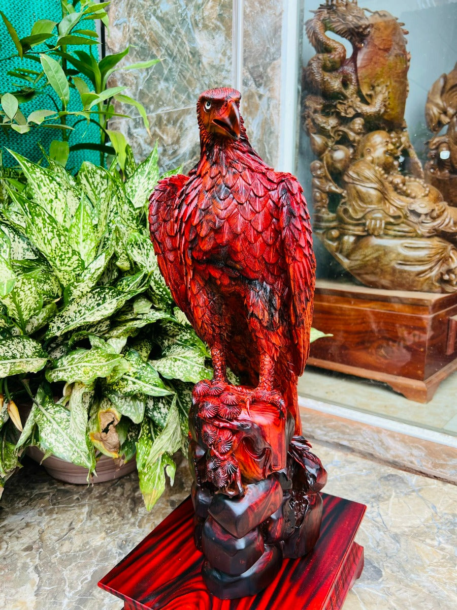 Đại Bàng Đứng Phong Thủy Gỗ Hương Trắc 66cm