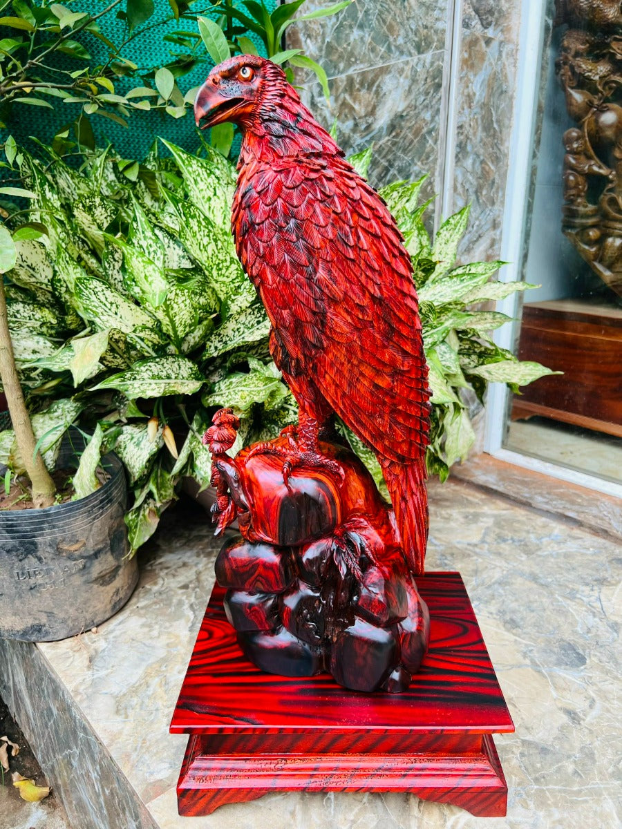 Đại Bàng Đứng Phong Thủy Gỗ Hương Trắc 66cm