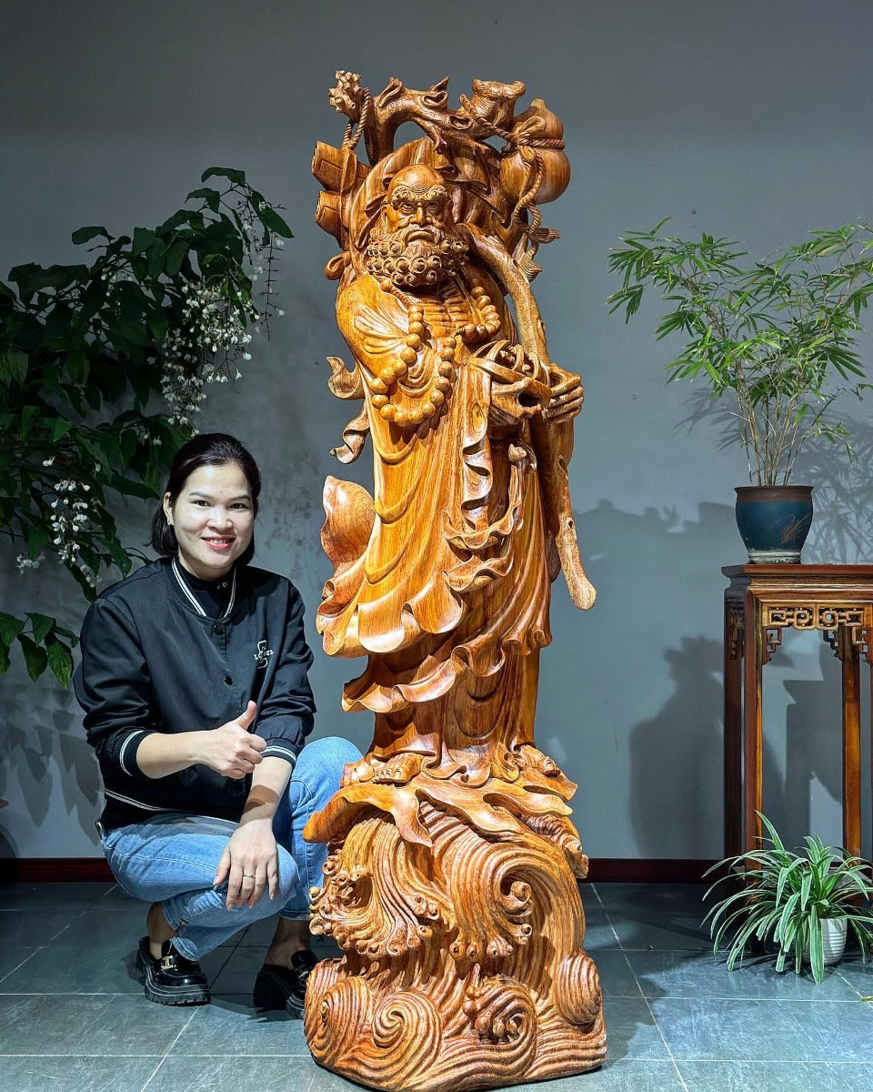 Tượng Đạt Ma Sư Tổ Nguyên Khối - Gỗ Hương Đá Cao 1m6