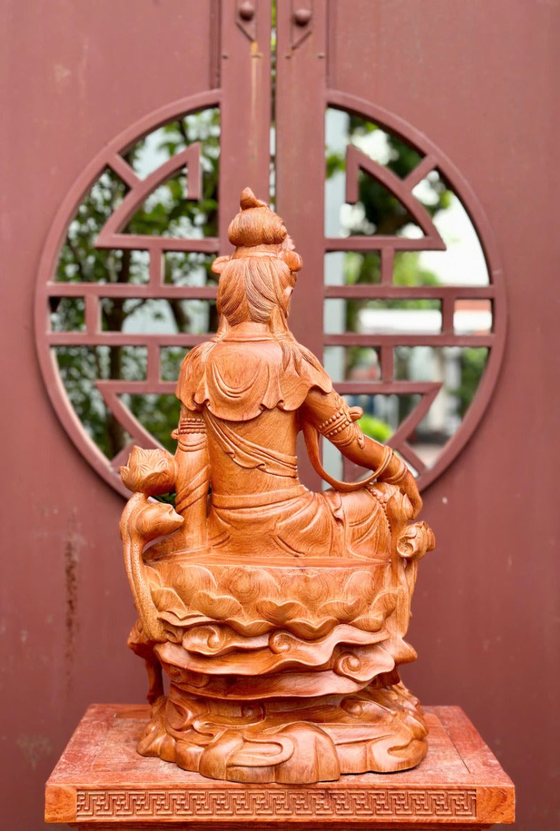 Tượng Quán Âm Tự Tại Gỗ Hương