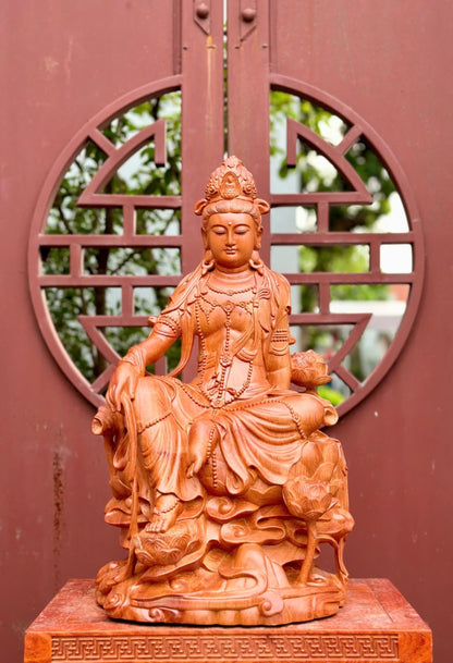 Tượng Quán Âm Tự Tại Gỗ Hương