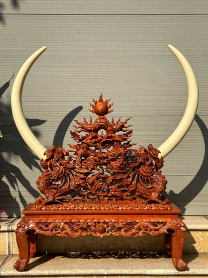 Giá Đỡ Ngà Voi Gỗ Hương Đá