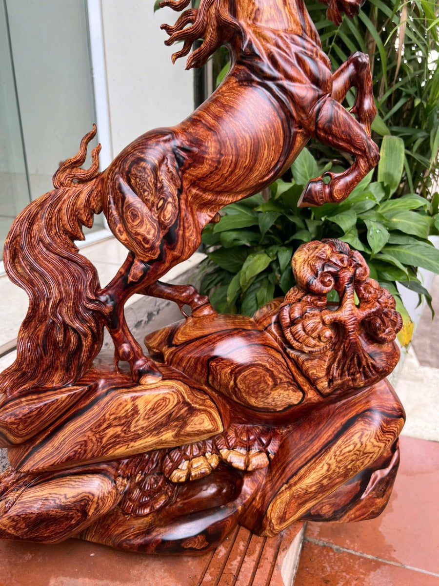 Tượng Linh Vật Ngựa Nhất Mã Phi Thiên Gỗ Cẩm Việt Cao 54cm