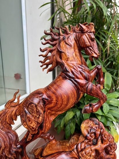 Tượng Linh Vật Ngựa Nhất Mã Phi Thiên Gỗ Cẩm Việt Cao 54cm