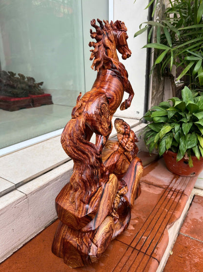 Tượng Linh Vật Ngựa Nhất Mã Phi Thiên Gỗ Cẩm Việt Cao 54cm