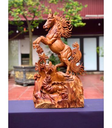 Tượng Linh Vật Ngựa Gỗ Hương Ta Nguyên Khối Cao 70