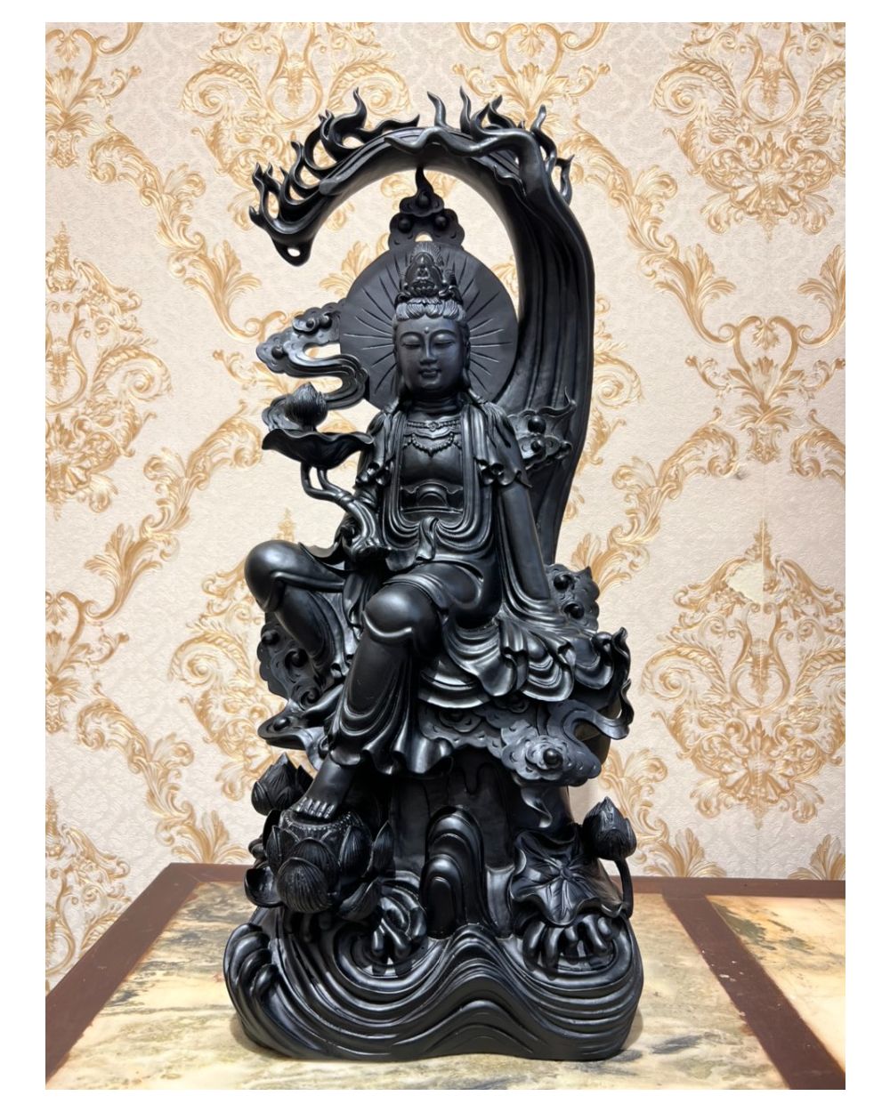 Tượng Phật Bà Quan Âm Tự Tại - Gỗ Mun Đen Quý Hiếm